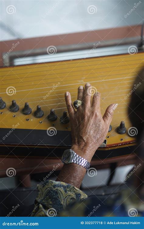 Image result for Kecapi Instrument