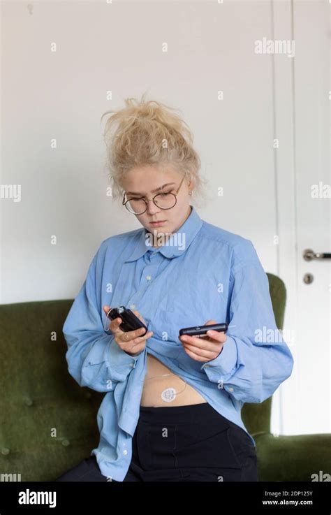 Woman Using Pump 的图像结果