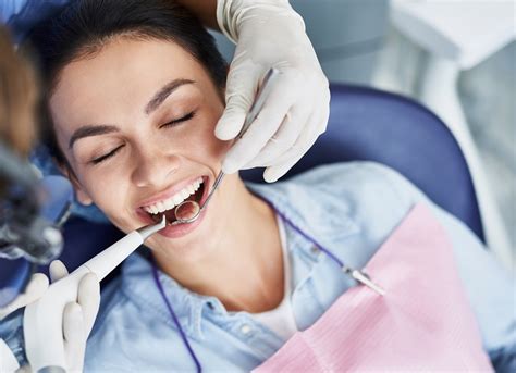 Can Scaling and Root Planing Cure Your Gingivitis? | Leawood, KS