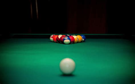 9 Ball Billiards Wallpaper