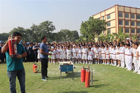 SACRED HEART CONVENT SCHOOL | Sacred Heart Convent School, Sec-39 ...