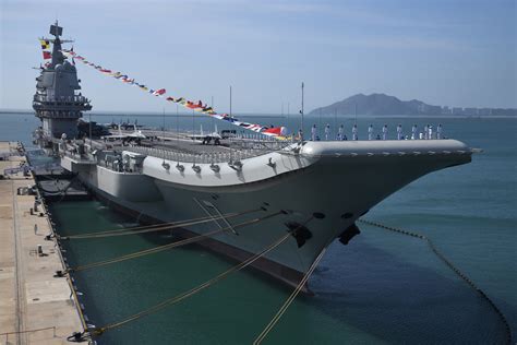 我国首艘国产航母“山东舰”入列-港口网