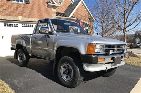 Original-Owner 1988 Toyota Pickup 4x4 5-Speed for sale on BaT Auctions - sold for $16,750 on ...