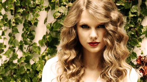 Taylor Swift Wallpapers - Top Free Taylor Swift Backgrounds ...