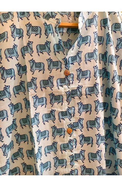 Pichwai Cow Cotton Kurta – Ranga Chakra