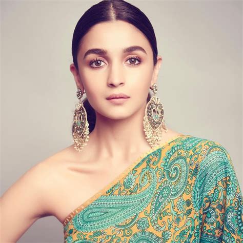Alia Bhatts top makeup tips