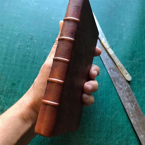 Leather Bookbinding Tutorial 的图像结果