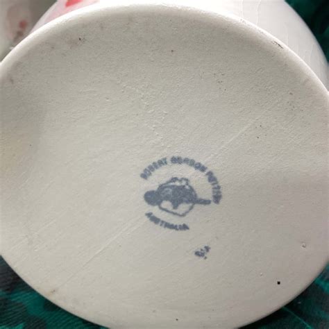 Robert Gordon Pottery Tea Set