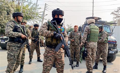 J&K : सोपोर में सुरक्षाबलों ने ढेर किया आतंकी, पिछले 2 दिनों में 3 को ...