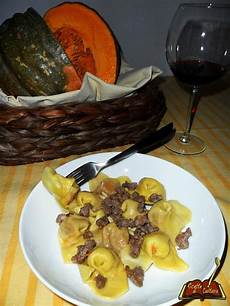 tortelli di zucca mantovana i tortelli di zucca alla mantovana ricette di cultura tortelli di zucca mantovana i tortelli di zucca alla mantovana ricette di cultura