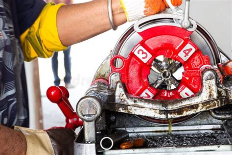 Threading a Pipe Problems 的图像结果