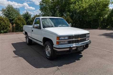 1990 Chevrolet Silverado 1500 for sale near Milford, Michigan 48381 - Classics on Autotrader