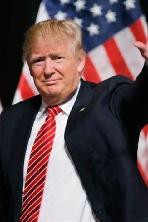 Hillary Clinton’s Bio, Age, Relationships, Latest Buzz, Photos & Videos