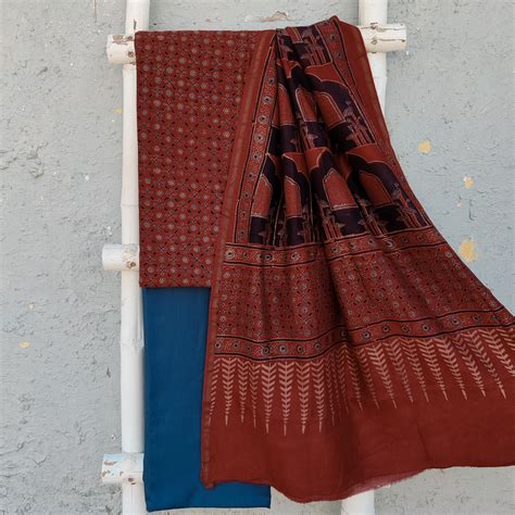 MADHUBALA - Pure Chanderi Hand Block Printed Ajrak Top With Plain Cott ...