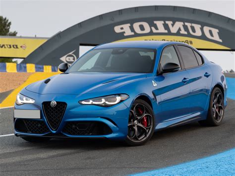 Alfa Romeo Nuevo Giulia Quadrifoglio, Configurador de coches nuevos | DriveK