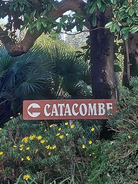 Rome: Crypts and Roman Catacombs Guided Tour with Coach Transfers | La ...