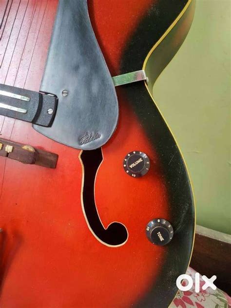 Guitar for sale - Musical Instruments - 1813296370