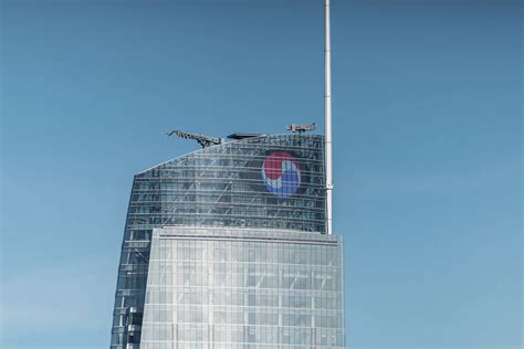 Wilshire Grand Center: History, Architecture, and Facts