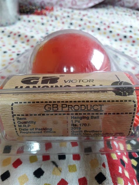 SIMRAN SPORTS Victor Red Synthetic Hanging Cricket Ball (A31) : Amazon ...