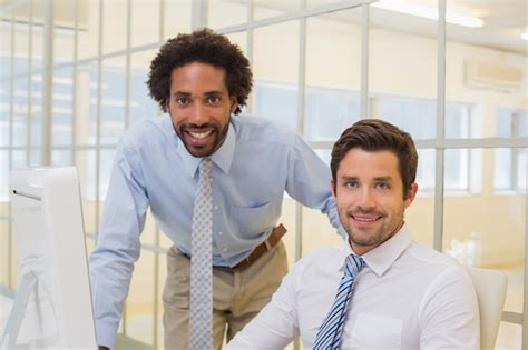 A Smiling Business Man Computer 的图像结果