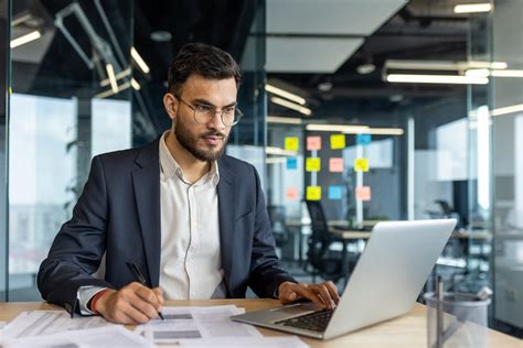 What Does OTE Salary Mean? Full Guide with Examples