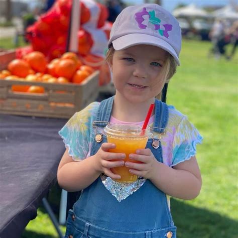 La Quinta Farmers Market: Certified Farmers Market La Quinta