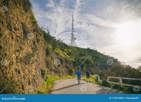 Griffith Park Hiking Trail. Hollywood Hills, Los Angeles Editorial ...