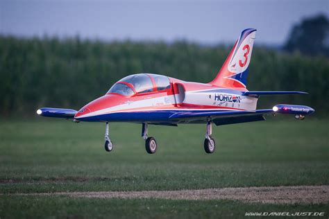 Tomahawk Design L-39 ALBATROS voll-GFK/CFK Bausatz | Tomahawk Aviation
