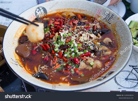 4 Mao xue wang Images, Stock Photos & Vectors | Shutterstock