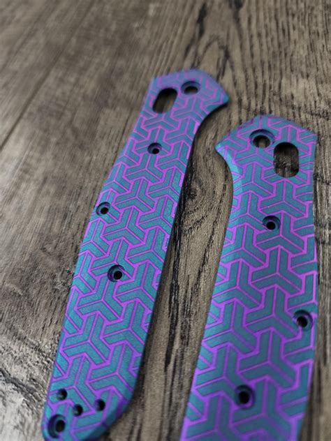 Benchmade 940 Osborne – Geometric Trio Anodized – Laser Engraved ...