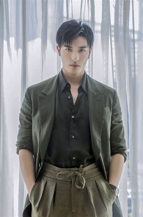 Xu kai cheng 徐開騁 watch him in moon river and i cannot hug you chinese ...