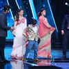 Sa Re Ga Ma Pa Li’l Champs: On the sets- The Etimes Photogallery Page 16