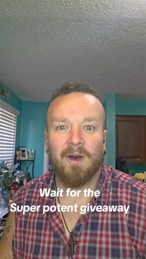 Daniel Gossard (@stonergump) • Instagram photos and videos