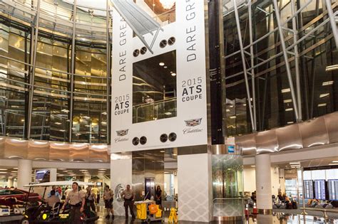 Lounge Review: American Express Centurion Lounge at Miami International ...