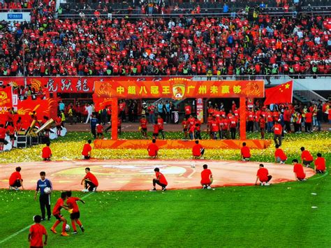 粤媒：恒大更名广州队是在强调自己传承广州足球的正统地位-直播吧zhibo8.cc