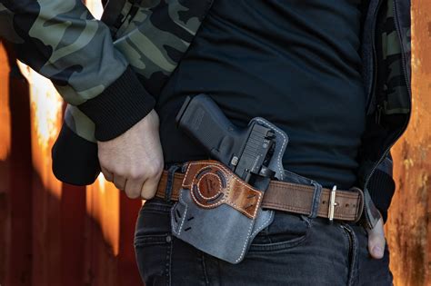 Open Carry vs Concealed Carry: Which Is Right for You? – Texas Gun Club