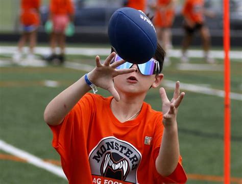 Photos: Chicago Bears Mini Monsters Flag Football Camp in McHenry ...