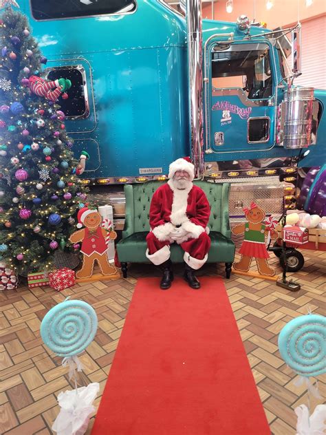Santa Visits the Joplin 44 Petro, I-44 Exit 4, Joplin, MO, United ...