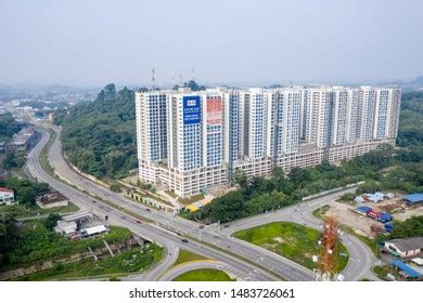 Image result for Hub Integration Pattern in Spring Boot