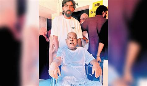 Paralysed octogenarian stands up for democracy in Kerala's Vengara