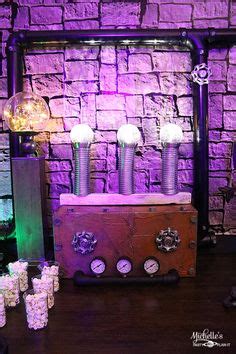 Computer Lab Halloween Decorations 的图像结果