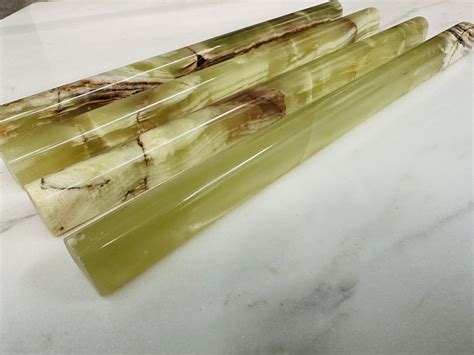 Tileville 3/4" x 12" Polished Marble Chair Rail Tile Trim in Green Onyx ...