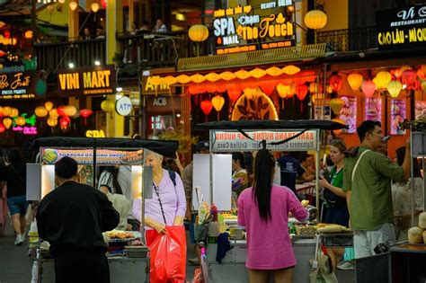 Hoi An Night Market: Enjoy Amazing Nightlife of Vietnam, 2026