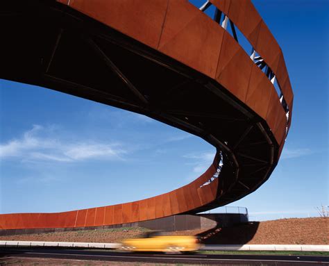 Galeria de Passarela Craigieburn / Tonkin Zulaikha Greer + Taylor ...