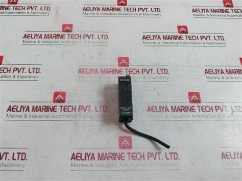 Keyence Lv-21Ap Digital Laser Sensor Lv Series Amplifier Unit Pnp 12-2 ...