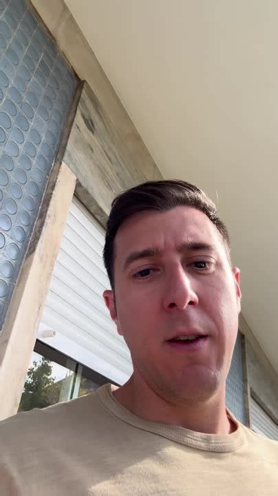 Jonathan Alba on LinkedIn: No One Hires an Expert They Don't Know Yet ...