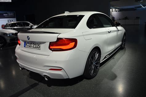 BMW M Performance: 2017 M240i Facelift with tuning accessories