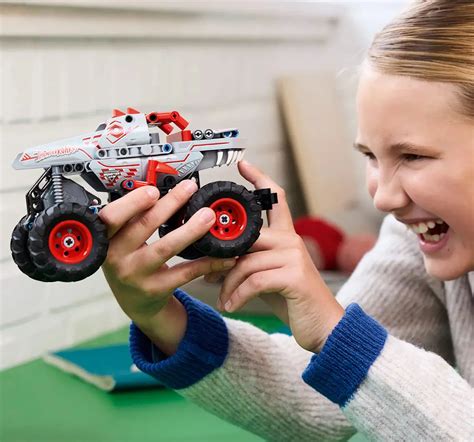 Buy LEGO Technic Monster Jam Thunderroarus Pull-Back Truck Toy 42200 ...
