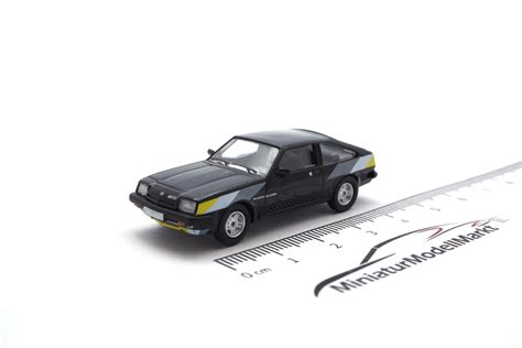 Opel Manta B CC Magic, schwarz/Dekor, 1980 im Maßstab 1:87 von PCX87 ...