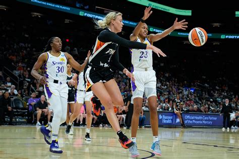 Brittney Griner Dunk Wnba